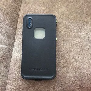 iPhone X lifeproof case